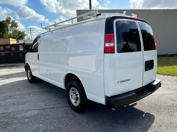 2020 Chevrolet Chevy Express 2500 3dr Cargo Van  cargo vans and trucks - $21,900 (+ Cita auto Sales)63479510322817123