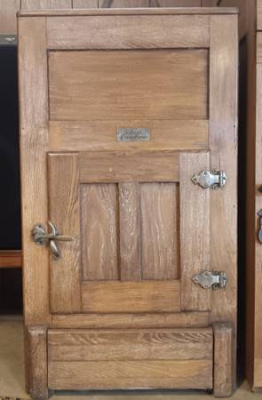 Antique Ice Box 1