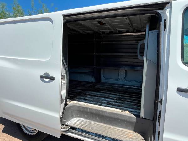 2020 Nissan NV - Photo 6