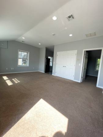 $1,900 / 1br - 717ft2 - ★Unidad final de lujo en el 2.º piso (Annandale)63676328608643122
