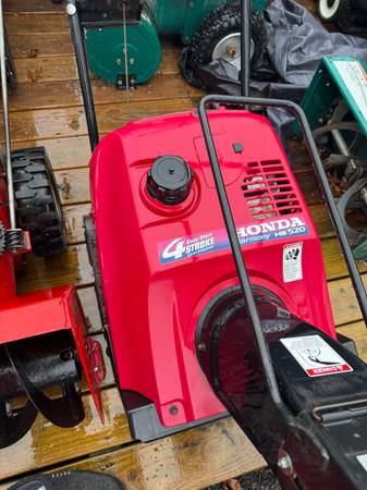 Honda snow thrower needs tune up 1