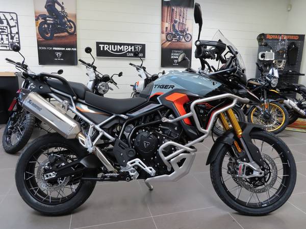 2026 Triumph TIGER 900 DESERT EDITION