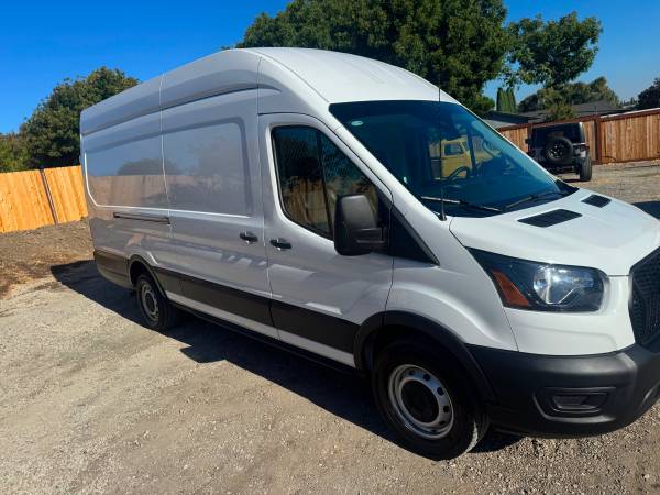 2023 Ford Transit 250 - Photo 7