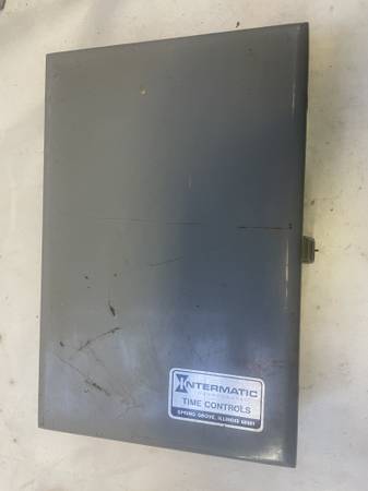 Intermatic T7801BC Seven Day Dial Time Switch--E7 1
