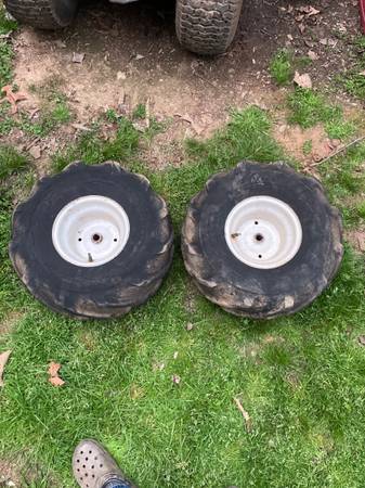 Craftsman dyt4000 rear tractor tires and wheels 1