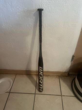 Worth Legit Balanced slowpitch bat 1