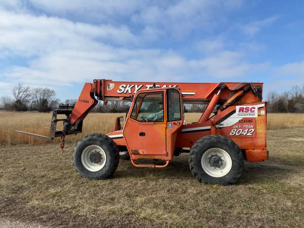 2005 Skytrak 8042 1