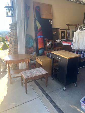 Yard sale photo