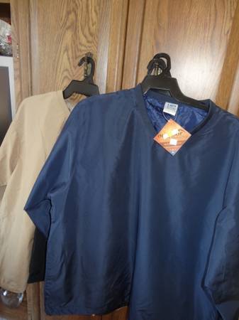 Wind Breaker Jacket  -- New with Tags-HALF PRICE -- 1