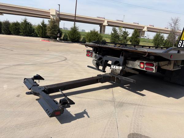 2015 International 4300 Rollback - Photo 11