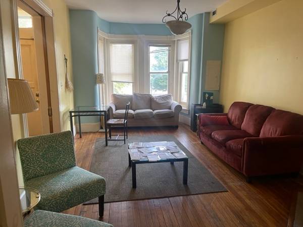 $1,450 / 6br - 300ft2 - Large House  2 rooms avail immidiately, 1 with a PRIVATE bath,metro (shaw / Mount Vernon historic district)63896157119235124