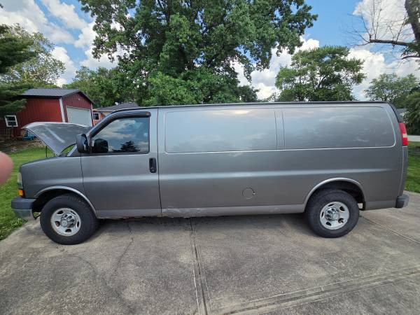 2007 Chevrolet Express 2500 extended