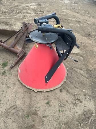3 Point Spreader 1