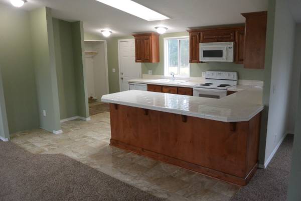 $2,095 / 4br - 1652ft2 - Spacious Battle Ground Manufactured Home for Rent (10409 NE 311th Cir)63820848671619123