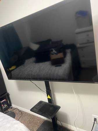 65’ Flatscreen 1