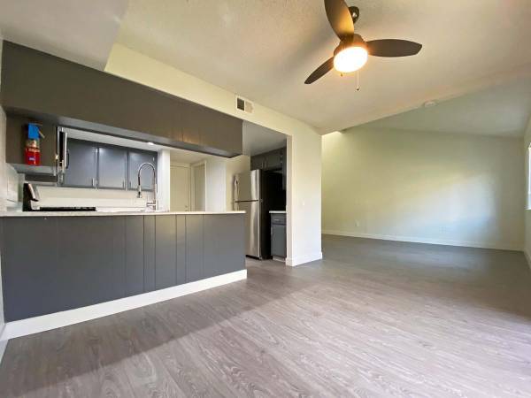 $2,695 / 3br - 1298ft2 - In-Home Washer & Dryer, Attached Garage, Beautiful & Spacious Unit (San Bernardino, CA)64028084188673121