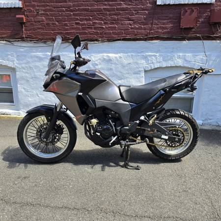 2017 Kawasaki Versys X 300 Adventure Motorcycle w/ Many Upgrades - Clean Title