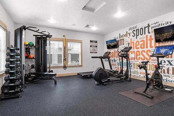 Pet Lovers Wanted! Inviting 1 BR with Bark Park & Balcony 1