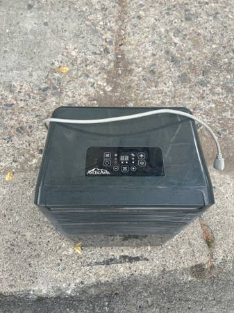 Dehumidifier 1