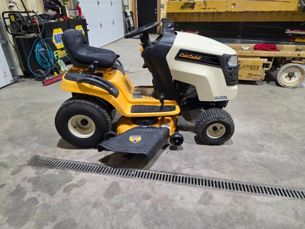 Cub Cadet riding mower 1