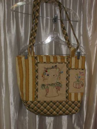 Handcrafted reversible embroidered purse, shoulder bag 1