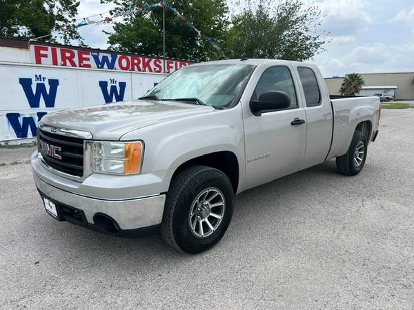 2007 GMC Sierra 1500 2WD - Photo 2