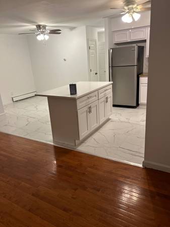 $1,300 / 2br - 980ft2 - 2 bedroom apt NorthEast Philadelphia (NorthEast PA)64046038003331123