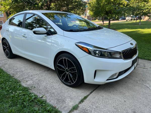 Kia forte 2017 - $5,600 (Chicago)63624863618177121