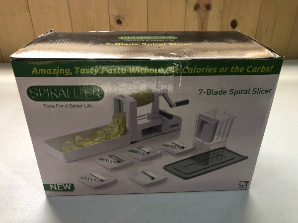 7 Blade Vegetable / Pasta Spiralizer 1