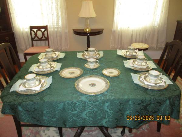 Lenox China Autumn Pattern 1