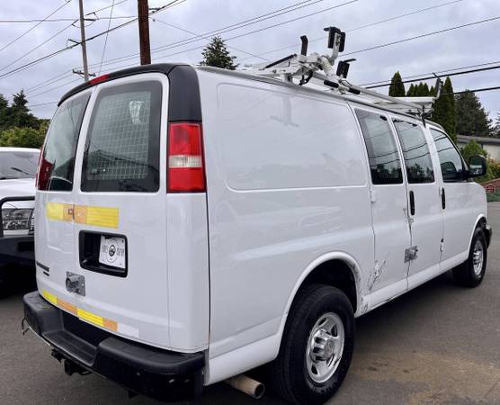 2013 Chevrolet Express 2500 – - Photo 5