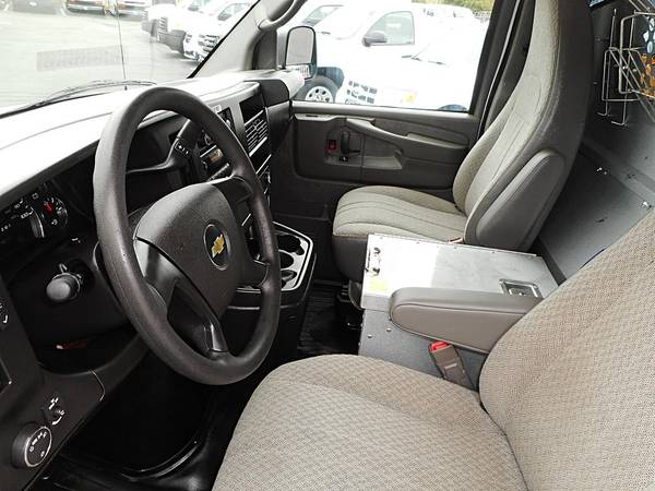 2015 Chevrolet Express RWD 2500 - Photo 13