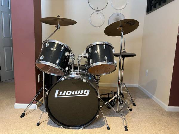 Drum set! 1