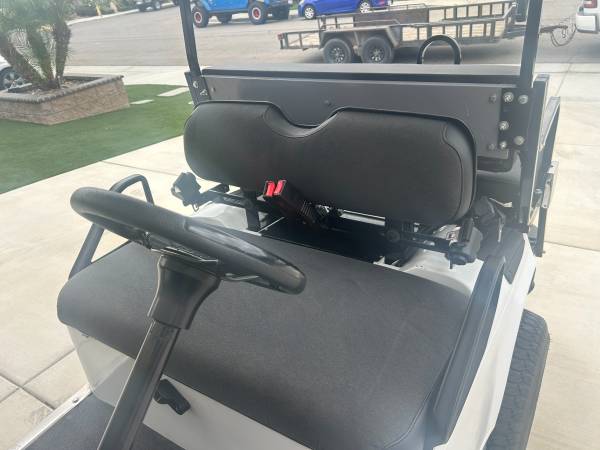 EZ GO TXT 36V Golf Cart (Like New) 1