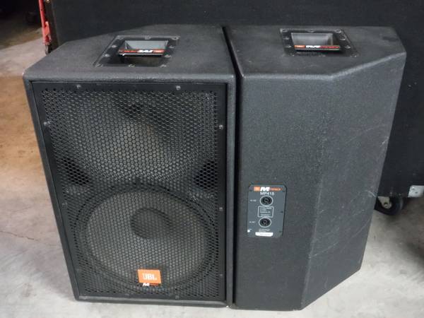 JBL Mpro 415 speaker cabs. 1