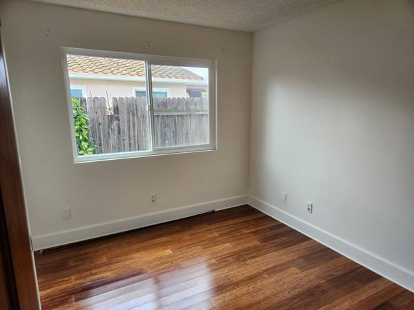 $1,150 / 1br - *HABITACIÓN DISPONIBLE*/ TODOS LOS SERVICIOS PAGADOS/ ACCESO COMPLETO A LA CASA con lavadora (Orcutt Ca)63664008226433121