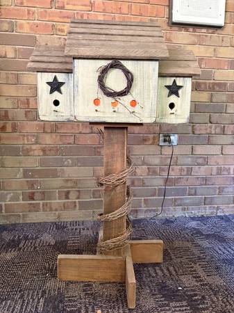 Rustic Decorative Birdhouse Stand indoor 1