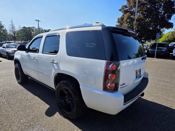 2010 Gmc Yukon Awd All Wheel Drive Denali Sport Utility 4d SUV Dream C - $9,875 (OVER 200 TRUCKS IN STOCK)63616172435331123