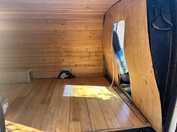 2006 Ford VAN E350 - Photo 7
