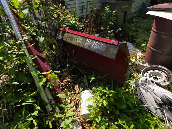 8 1/2 Foot Boss V-plow 1