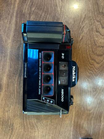 Nishika N8000 3D camera 1