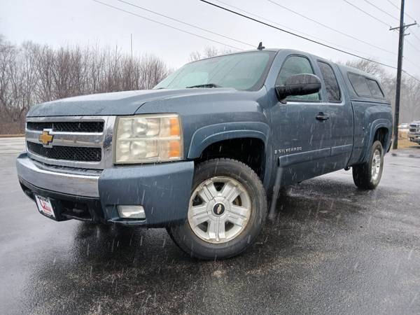 2007 CHEVROLET SILVERADO 1500 - $6,999 (BEACH PARK, ILLINOIS)63618983671555120