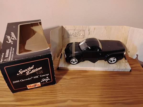 2000 Chevy SSR Concept 1