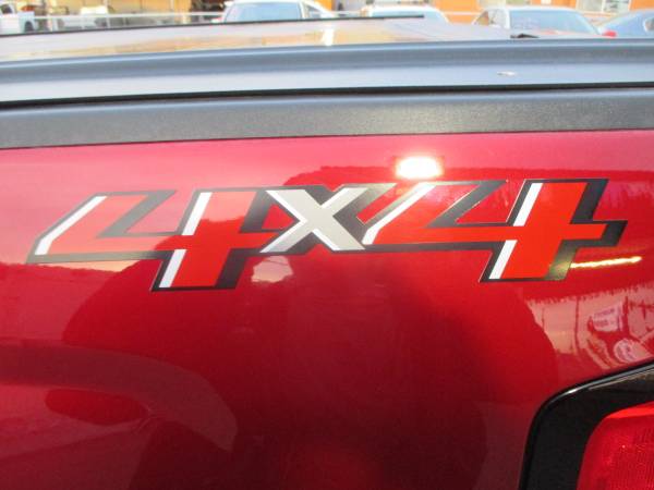 2018 Chevrolet Silverado 1500 Crew - Photo 12