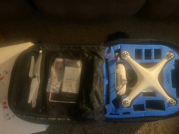 2 Dji Phantom 2 Vision + drones 1