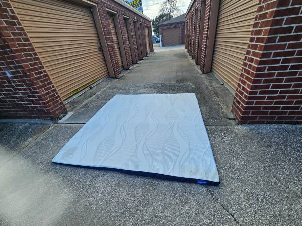 Nectar King Size Gel Memory Foam 3" Topper 1