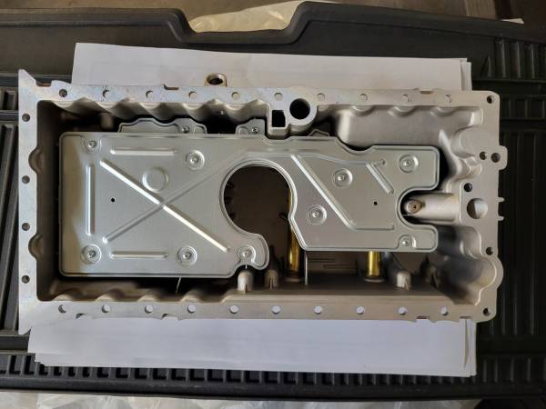 Volvo Heavy Duty Oil Pan 1