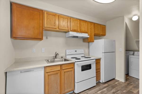 $831 / 2br - Room for rent in my home available. (Lakewood, WA)63891324505346120
