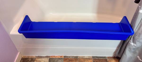 Blue Tub Topper Bathtub Splash Guard & Bath Shelf for Kids 1