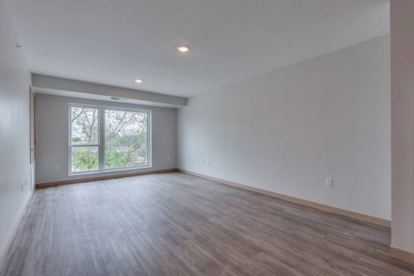 Efficient Appliances, 2 bedroom, in Bloomington MN 1